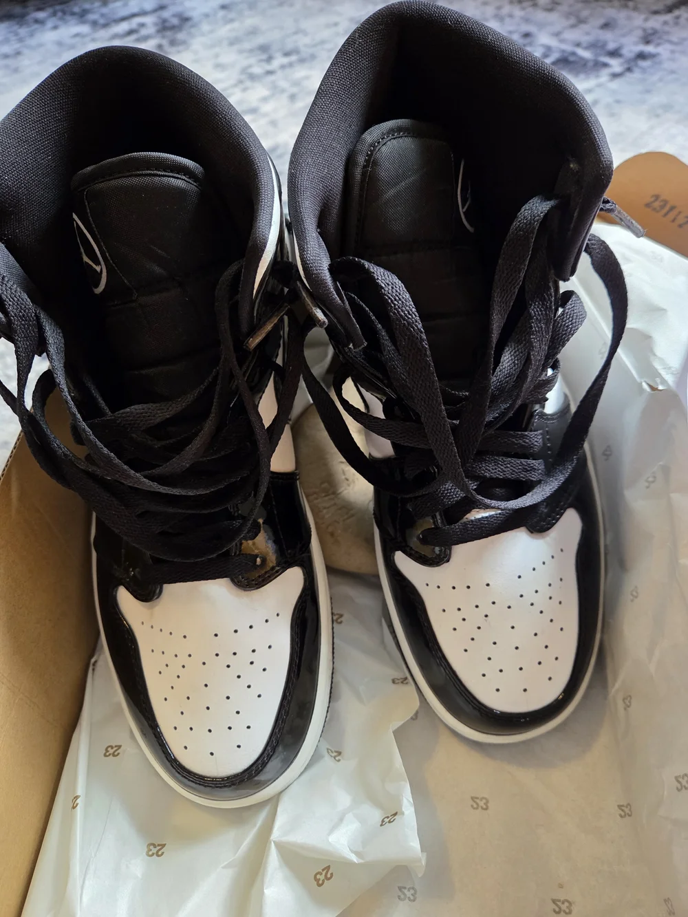 Jordan classic mid
